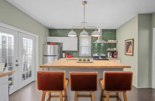 Pittsburgh Casa | Manor on The Hill
