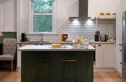 Clunes Casa | Trembath - Pet Friendly Restored Cottage in Clunes