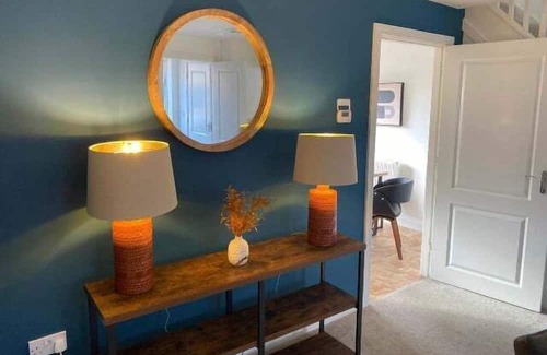 Newport Casa | Temper Mill (3 BR, Garden & FREE parking)