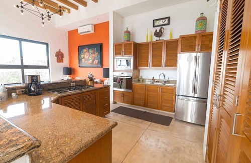 Zona romántica Condominio | Breathtaking 360 Degree Views. Private, Elegant, Romantic Zone Penthouse