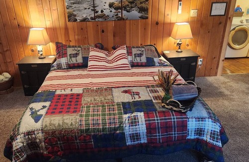 Mariposa Casa | Yosemite Nest: Refreshed Vintage Retreat conveniently located near Yosemite NP