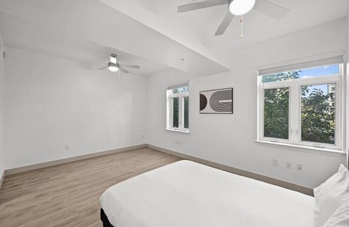 Charlotte Center City Apartamento | Brick Loft - Walk Everywhere!