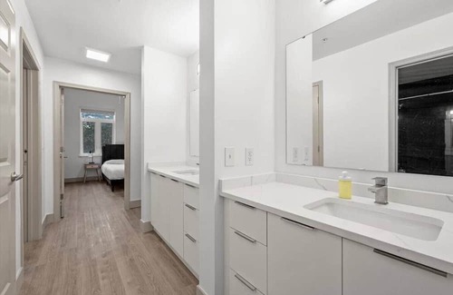 Charlotte Center City Apartamento | Brick Loft - Walk Everywhere!