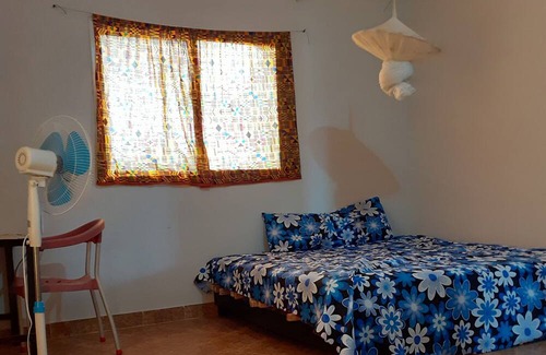 Brufut Casa | Sunshine villa House