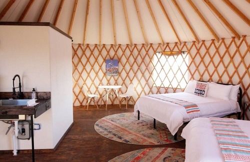 Johnson City Cabina | Johnny Yurts