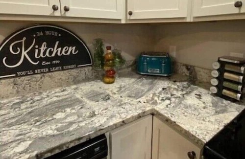 Richmond Casa | 4 bedroom 3 full bath home in the heart of Richmond!