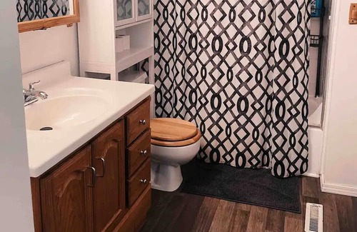 Flint Casa | Cozy spacious home to relax