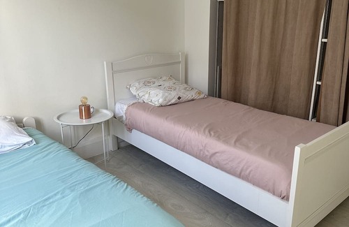 Plaisir Apartamento | Appartement Accès Gare Plaisir Grignon en 25 Minutes à Paris