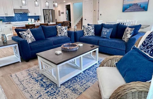 Laguna Beach Estates Casa | NEW! Sun, Surf, and Sand - Pet Friendly/Pool