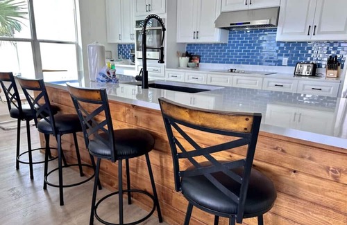 Laguna Beach Estates Casa | NEW! Sun, Surf, and Sand - Pet Friendly/Pool