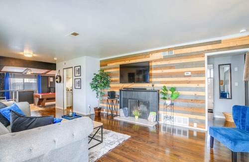 Parkway-South Sacramento Casa | Sacramento Home w/ Yard, Close to Downtown!
