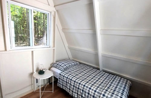 Mariaville Cabina | Glamping Downeast - Acadia 4 - Tiny House A frame secluded deep in the woods