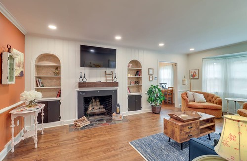 Farmington Casa | Charming Farmington Home < 1 Mi to Downtown!