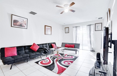 Sunset Ridge Apartamento | 5 Bedroom 737521 by Houzlet