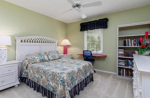 Crown Pointe Apartamento | 2 Bedroom 737198 by Houzlet
