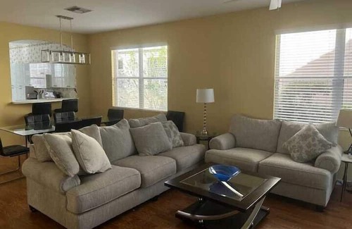 Victoria Island Apartamento | 3 Bedroom 737977 by Houzlet
