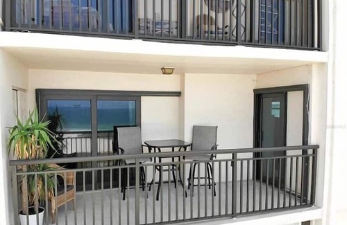Sand Key Apartamento | 2 Bedroom 728231 by Houzlet