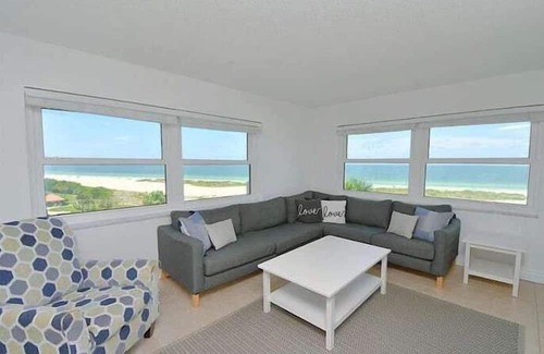 Sand Key Apartamento | 2 Bedroom 728231 by Houzlet