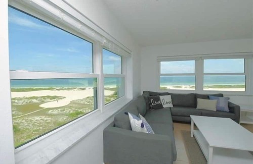 Sand Key Apartamento | 2 Bedroom 728231 by Houzlet