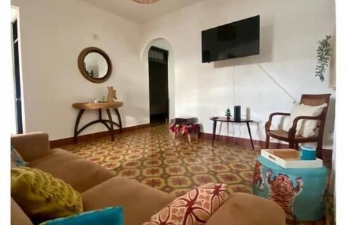 Borinquen Casa | Casita Isabelita Aguadilla near Crashboat Beach