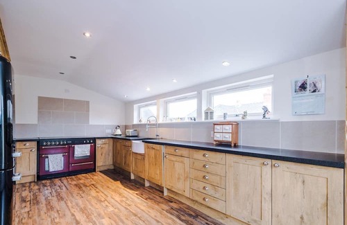 Sandbach Casa | Country 4-bed house with views