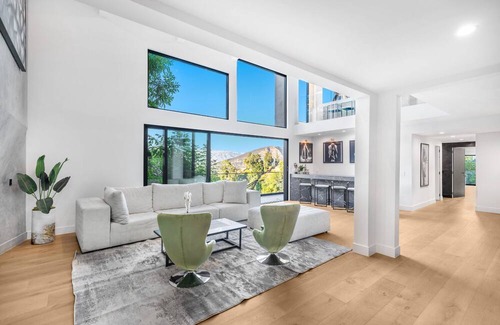Hollywood Hills Casa | Caverna