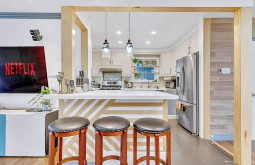 West Hill Casa | Ultimate Private Escape 4Br/2Wr & BBQ