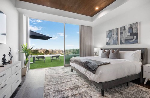 Hollywood Heights Casa | Los Tilos