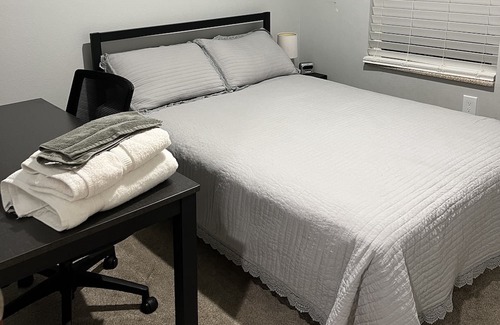Roseland Apartamento | Roseland’s Hidden hideaway apartment