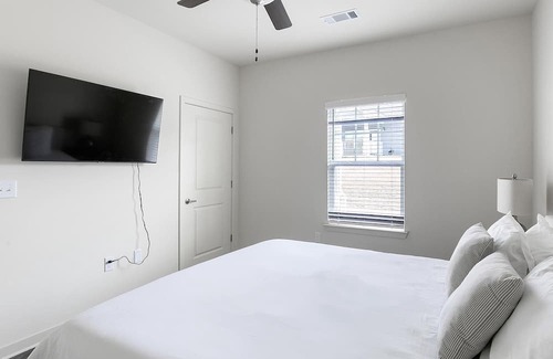 Fort Worth Apartamento | Modern Apartment in Prime Location (ID1401X787)