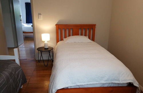 Palmerston North Casa | Central Spacious House With Backyard And Patio