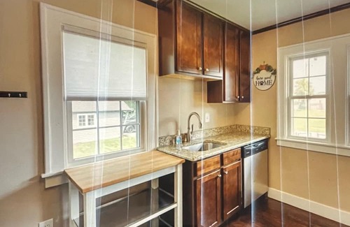 Royal Oak Casa | 420 Friendly Royal Oak Rental