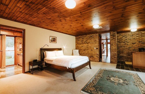 Howqua Casa | Jade Hill - Howqua - Sleeps 10
