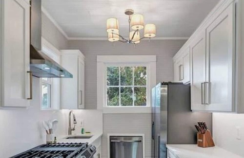 Earlewood Casa | The Wren | 1BR 2BA Guesthouse