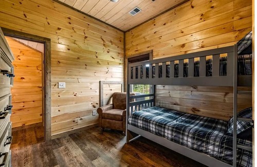 Sevierville Cabina | New cabin/Indoor pool/Hot tub