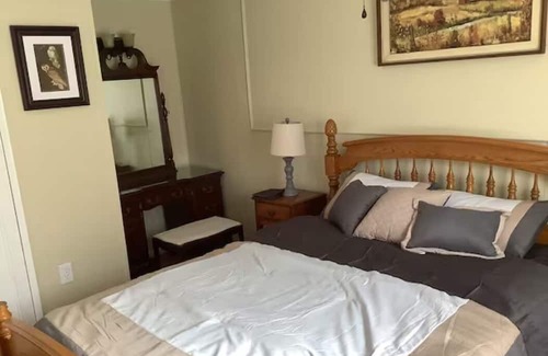 Gettysburg Casa | Beautiful Private Home on 2 Acres in Gettysburg - Pet Friendly!