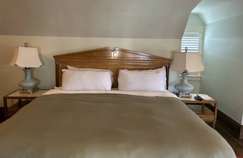 Detroit Cama Y Desayuno | Frederick Stearns House in Detroit is a perfect venue for any private events.