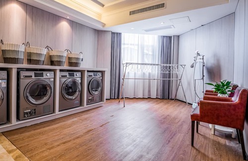 Longhua District Hotel | Cheng Tai Hotel Shenzhen
