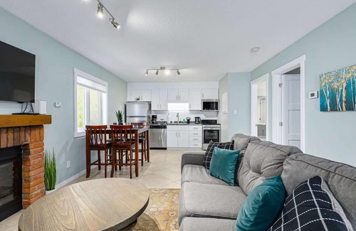 Collingwood Condominio | The Alpine - Central Collingwood Condo