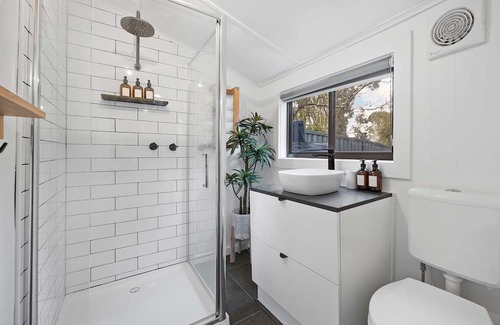 Ballarat East Cabaña | Meet Maggie May, the cutest renovated 1850s miners cottage, close to attractions