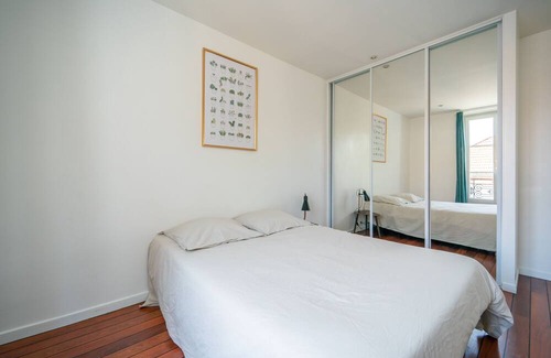 Bourg-la-Reine Apartamento | Vrbo Property