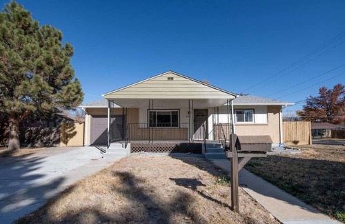 Alta Vista Area Casa | Retro Denver Retreat W Fun Games Movie Room