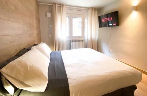 Andorra la Vella Apartamento | Unbeatably central! 6Pax+PK