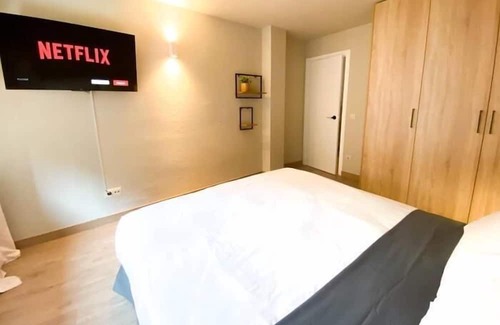 Andorra la Vella Apartamento | Unbeatably central! 6Pax+PK