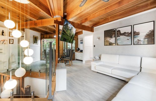 Coolangatta Casa | The Treetop House