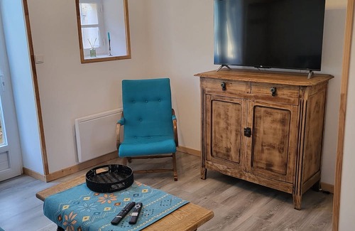 Tauves Apartamento | Location Saisonnière La Berbère Dans le Bourg de Tauves