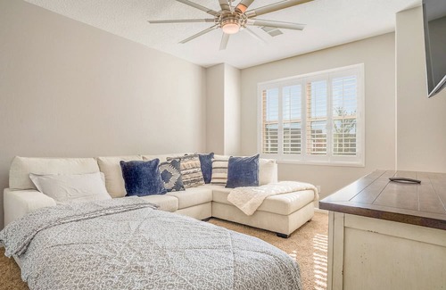 Paradise Hills Civic Casa | Paradise Hills Hideaway