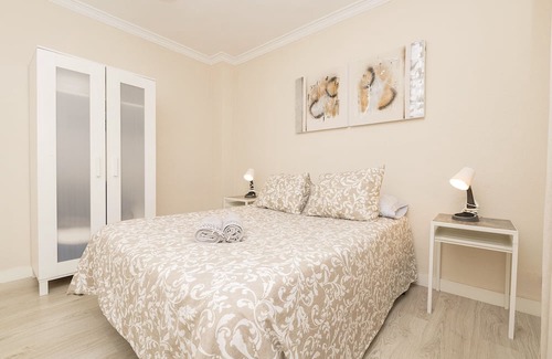 Jerez de la Frontera Casa | CABECEO- Cozy Apartment in Jerez - Free Wi-Fi