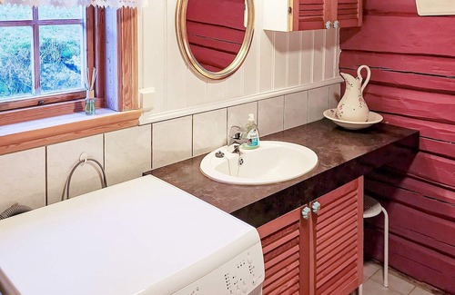 Grimstad Casa | 5 person holiday home in Grimstad