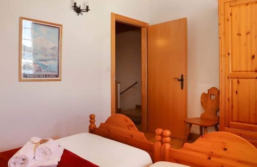 Nendaz Casa | Vacation home Tchoueilles 10 in Veysonnaz - 9 persons, 5 bedrooms
